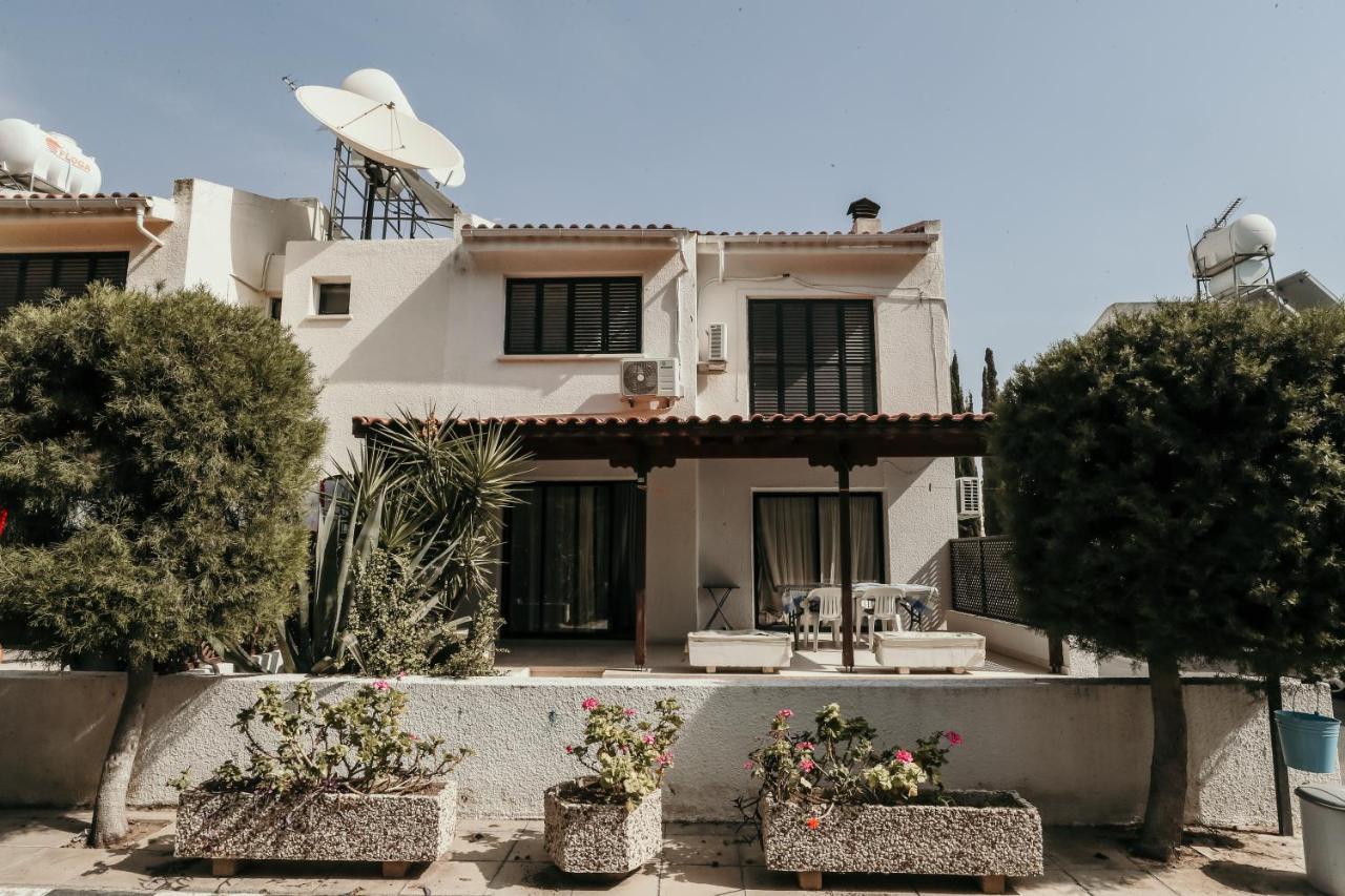 Miltos Beach House Larnaca Eksteriør billede